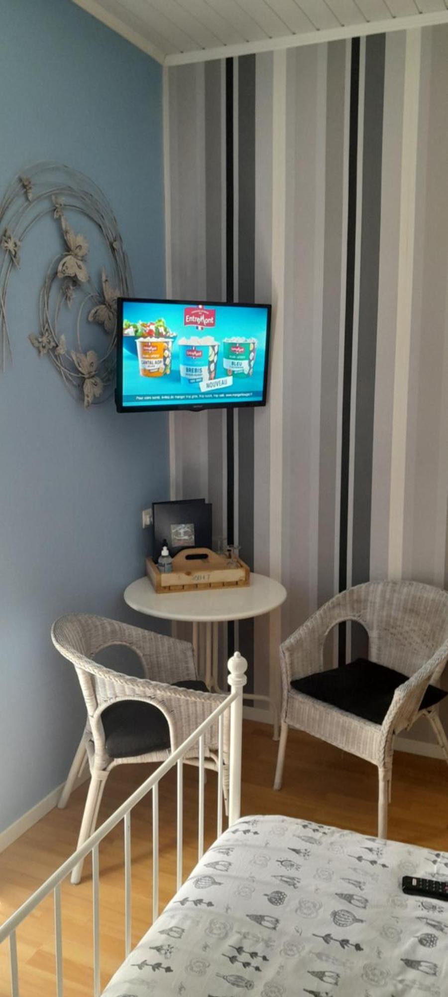 Sur La Bonnefooi Bed & Breakfast Prades-sur-Vernazobre Ngoại thất bức ảnh